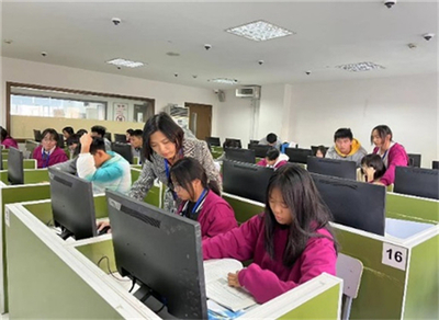 从心出发 助推成长——记黄斌华计算机网络技术名师培育工作室引领下的杭州网络技术服务发展
